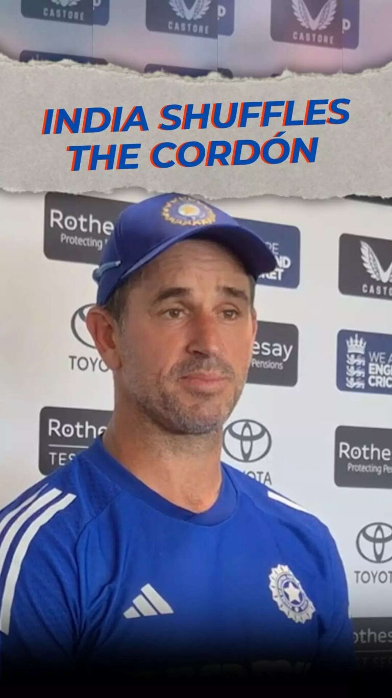 Jaiswal Moved Out of Slips | Ryan ten Doeschate Explains Fielding Changes