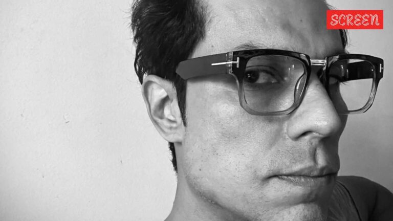 Randeep Hooda shaves off half his head, new bald look has fans speculating: ‘Bhimrao Ambedkar biopic loading?’ | Bollywood News