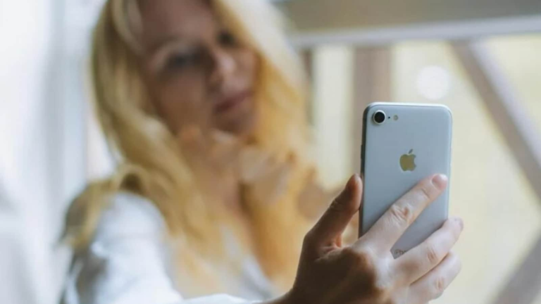 iPhones running iOS 26 may detect and pause FaceTime calls if nudity is detected