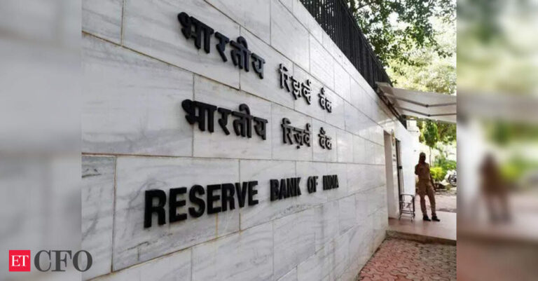 Economists Predict Rate Pause in August 6 Decision, ETCFO